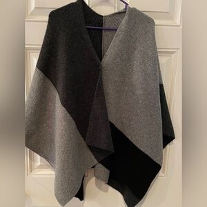 Women’s Souffle YarnStole Ruana Cape Patchwork Wool Minimalist Capsule OS